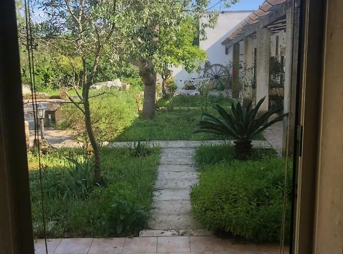Masseria Cinti *