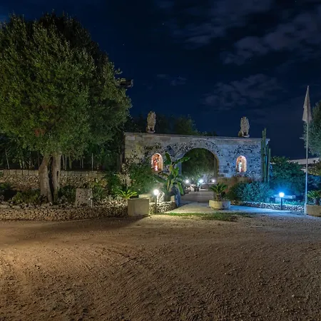 Masseria Cinti Agroturismo *