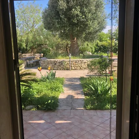 Alloggio per agriturismo Masseria Cinti Bagnolo del Salento