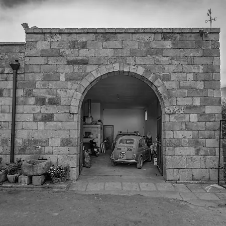 Masseria Cinti Farm stay *
